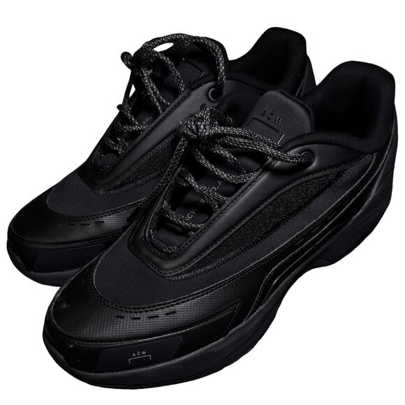 A Cold Wall - Picture 2 of 6